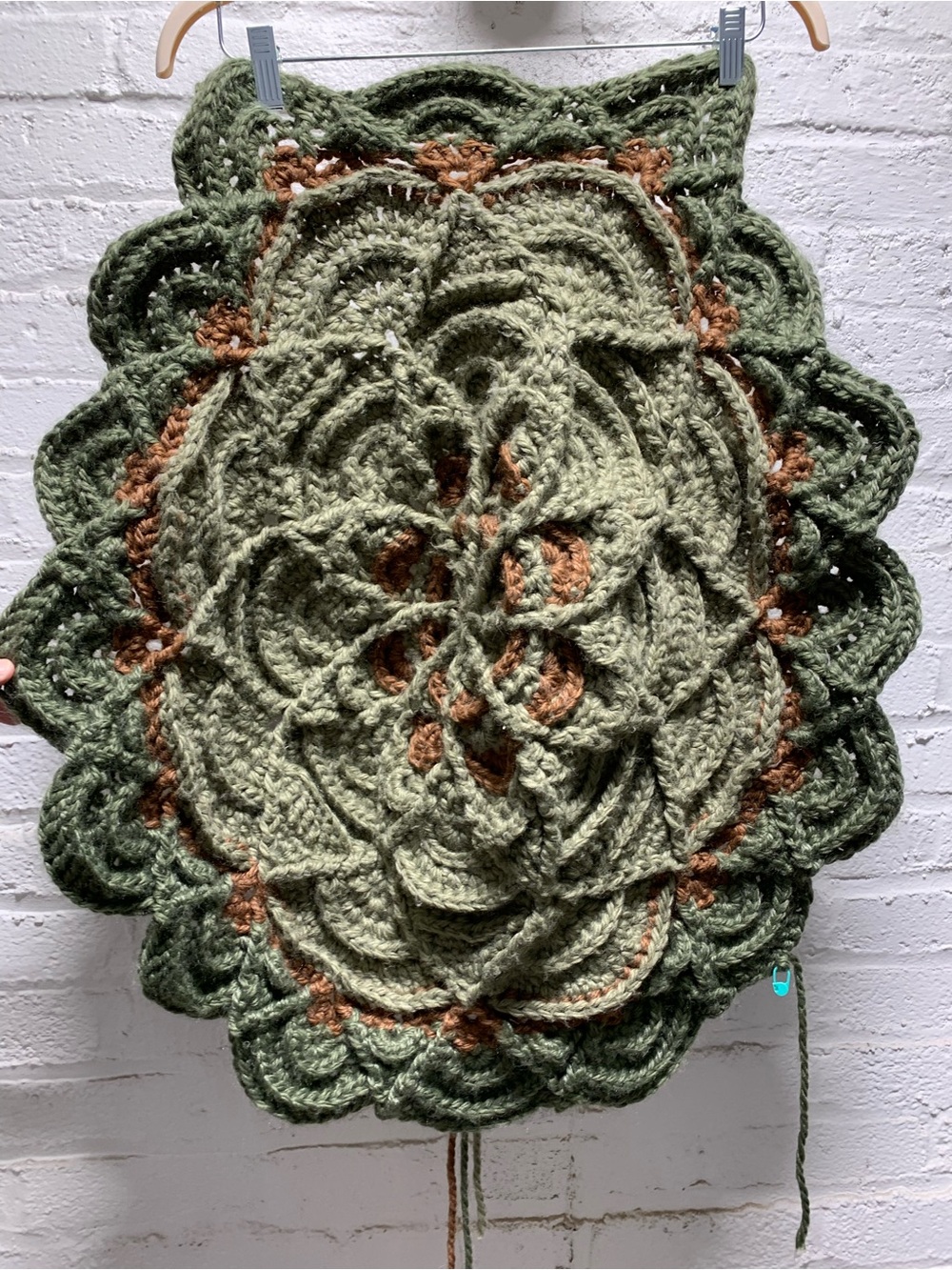 29” Handmade Crochet Oval Rug in Olive and Brown